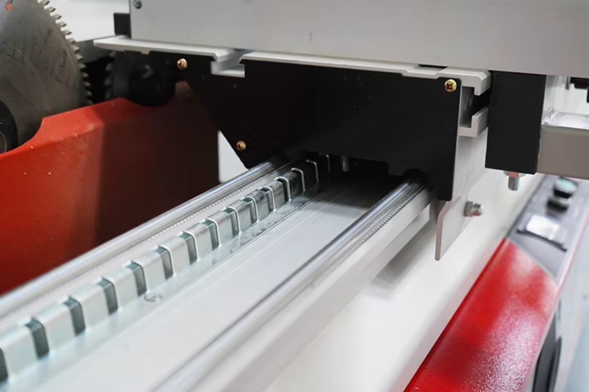 【specialized】SIGN Sliding Tabl - Woodworking Table recension och pris